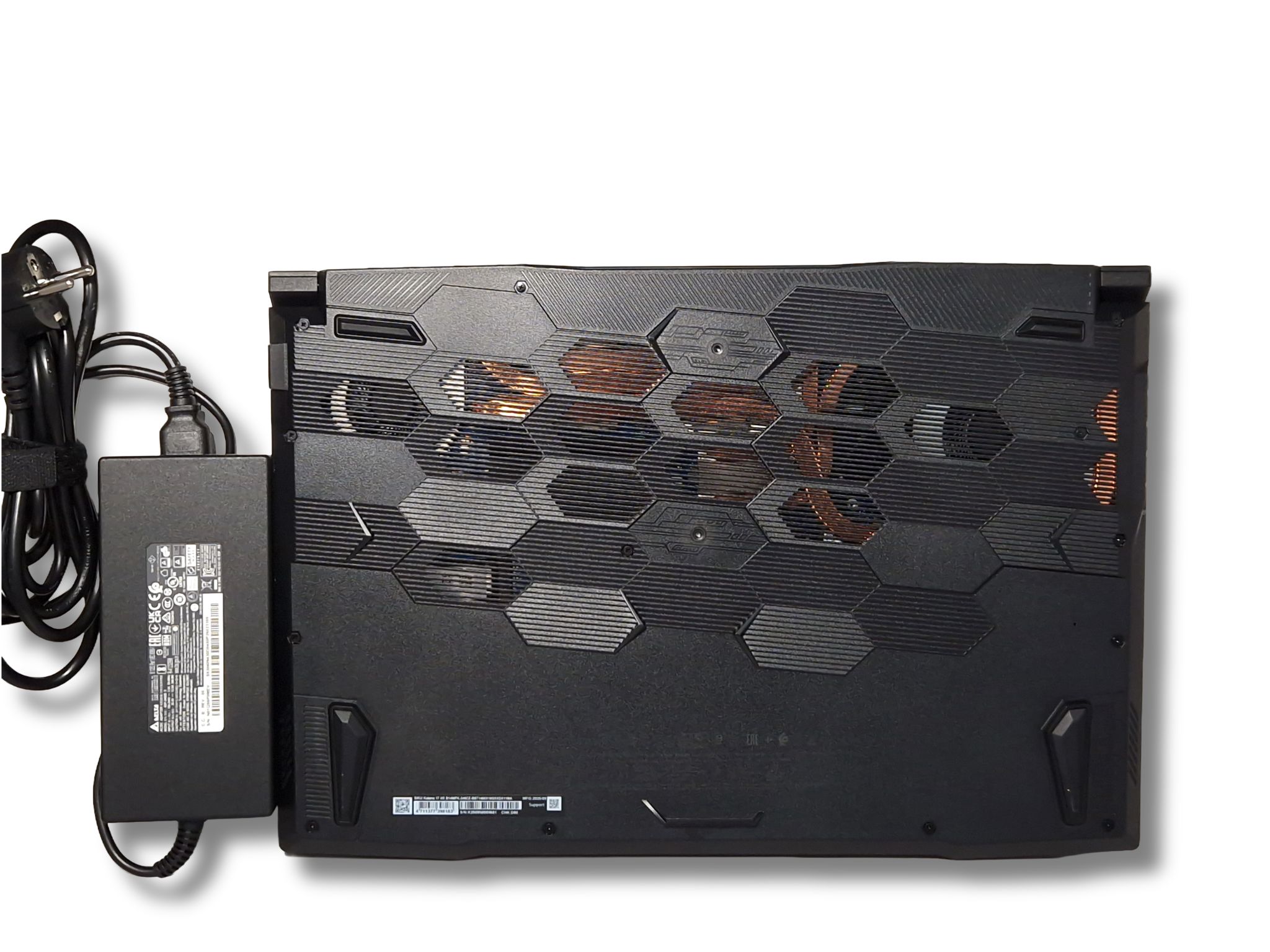 Ігровий ноутбук б/у MSI Katana 17 HX 144Hz Core i7-14650HX 16/1Тб SSD RTX 5060 8Гб  - фото 5