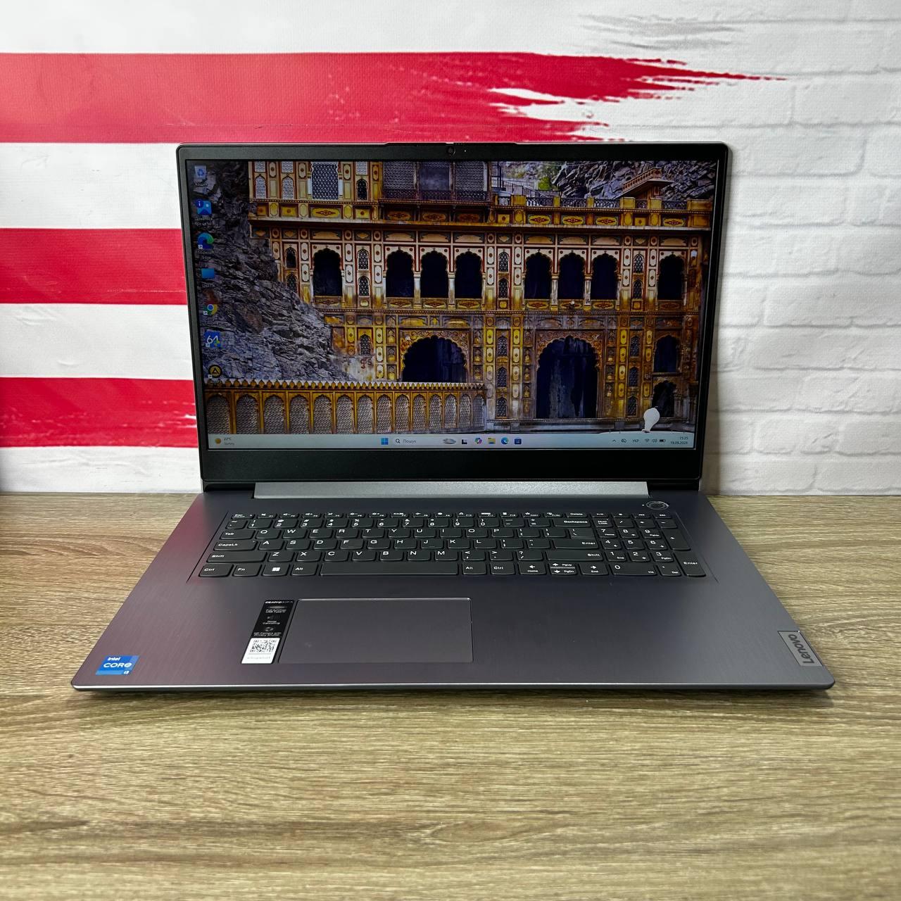 Ноутбук б/у Lenovo IdeaPad 3 17IAU7 17.3" HD+ 12th Gen Core i3-1215U 8/256