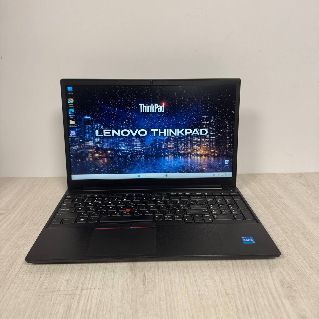 Ноутбук б/у Lenovo ThinkPad E15 Gen 2 15.6" FHD i5 1135G7 8/256