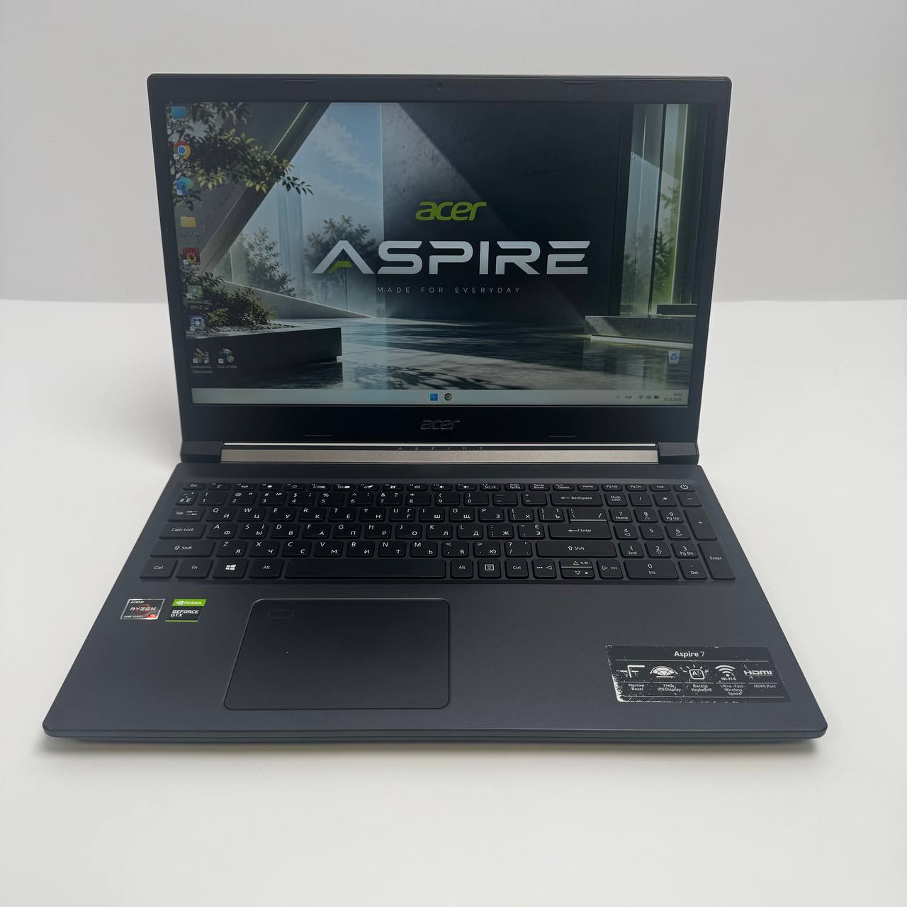 Ігровий ноутбук б/у Acer Aspire A715-42G 15.6" FHD 144Hz Ryzen 5 5500U 16/512 GTX 1650 4GB