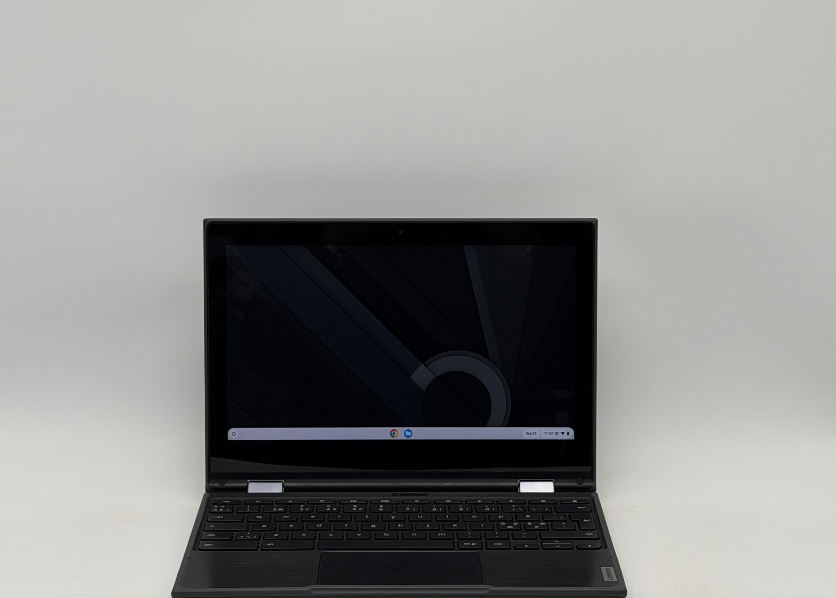 Ноутбук б/у Lenovo 300e Chromebook 2nd Gen 2 in 1 11" HD Celeron N4100 8/32