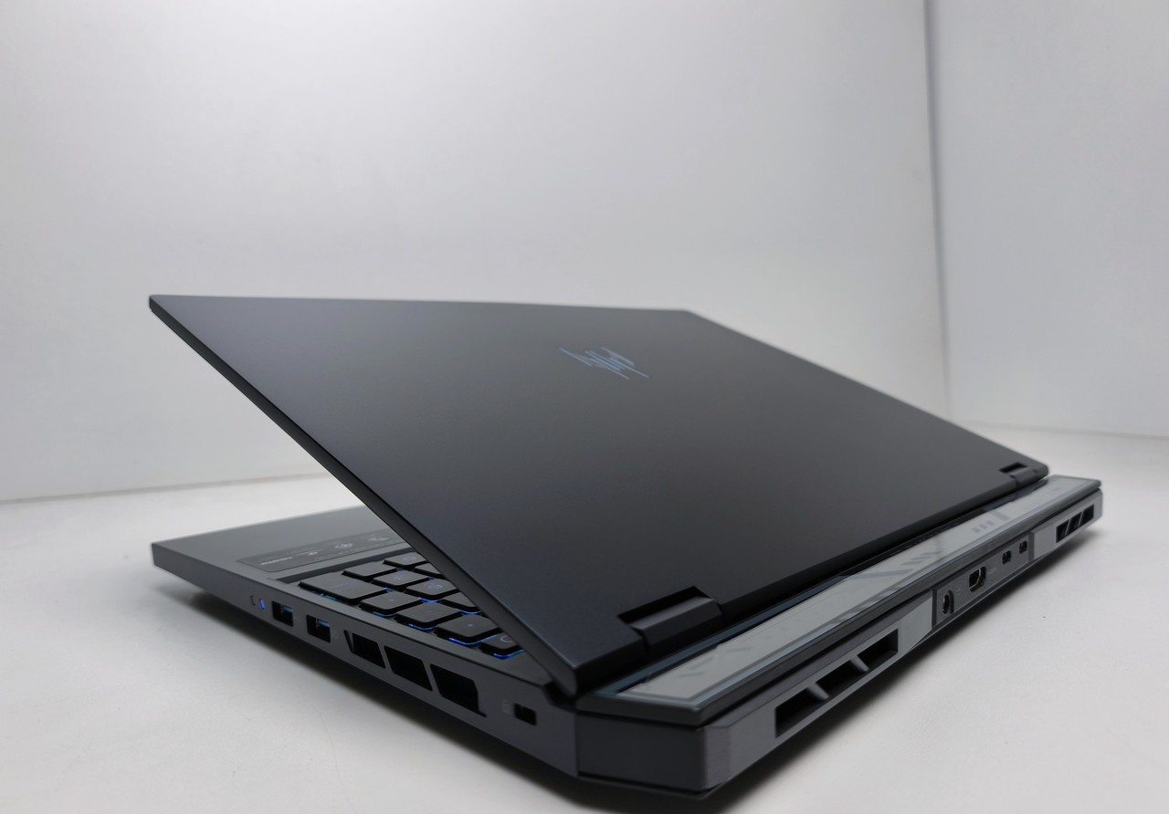 Ігровий ноутбук б/у Acer Predator Helios Neo 16" QHD+ Core I9-14900HX 16/1TB RTX 4070 8GB