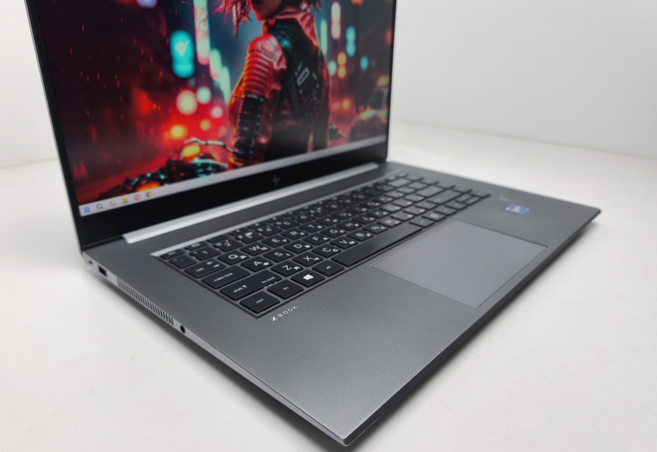 Ігровий ноутбук б/у HP ZBook Studio G8 15.6" FHD Core i9-11950H 32/1TB